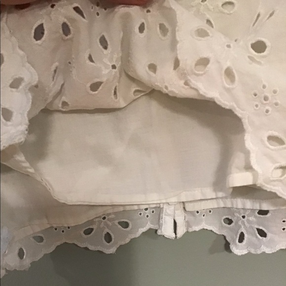 White embroidered tank - Picture 3 of 5